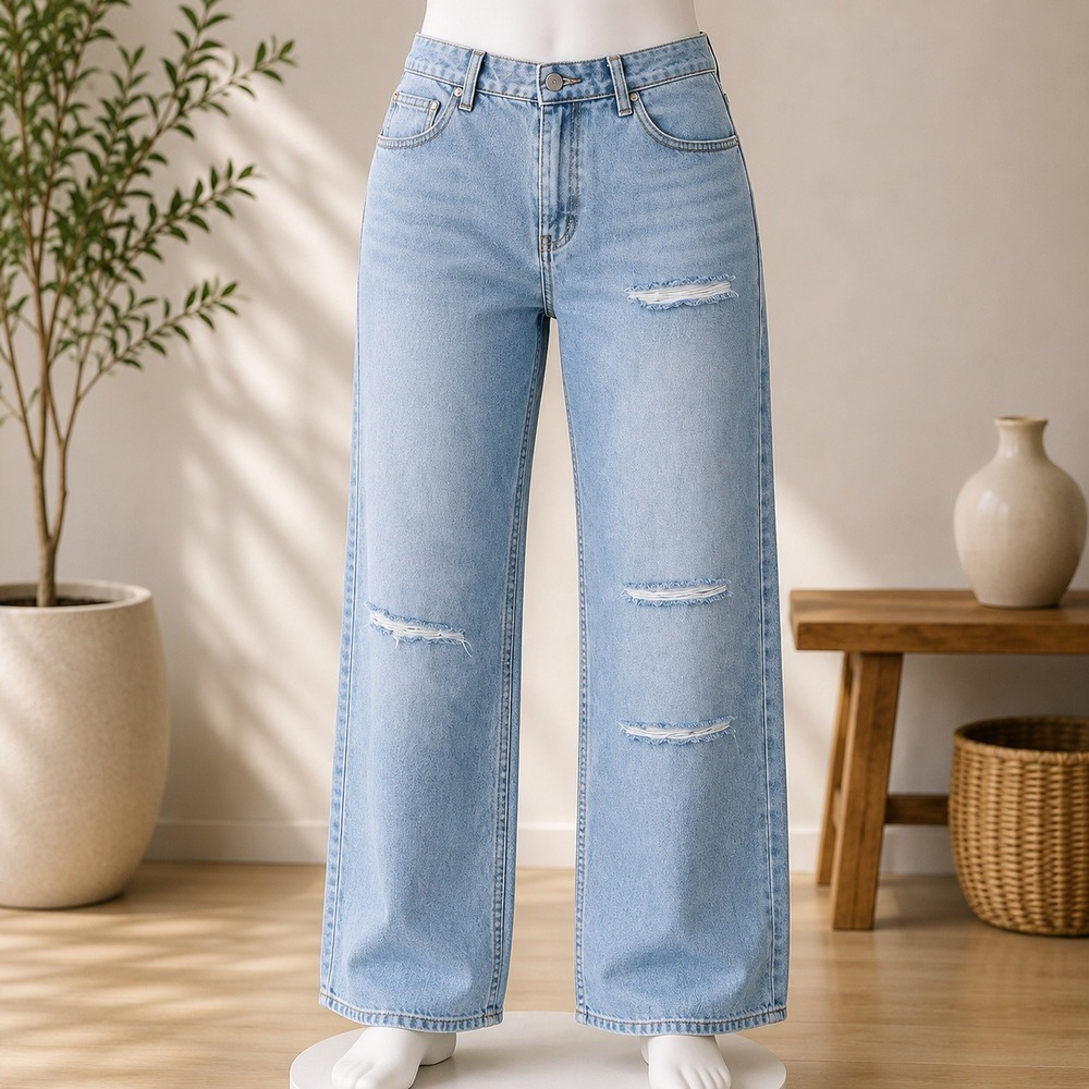 NWT PrettyLittleThing Mom Jeans Size 8 Light Blue Distressed Slashed Denim